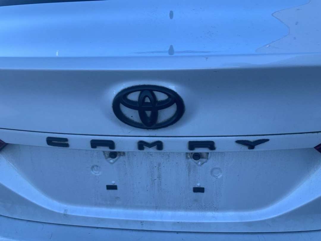 2019 Toyota Camry L - Image 7