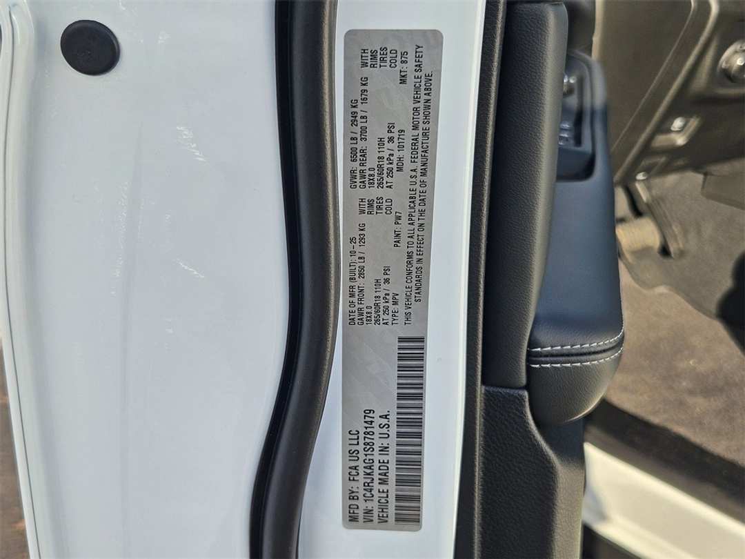 2025 Jeep Grand Cherokee L Altitude X - Image 41