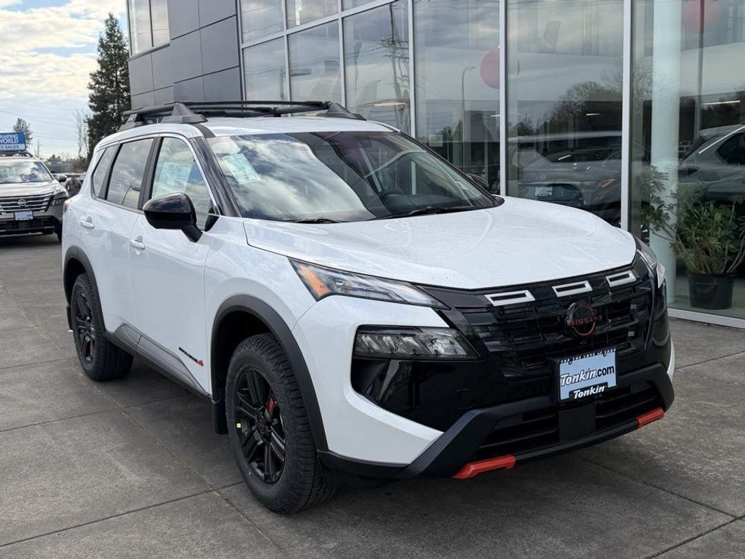 2026 Nissan Rogue Rock Creek - Image 2