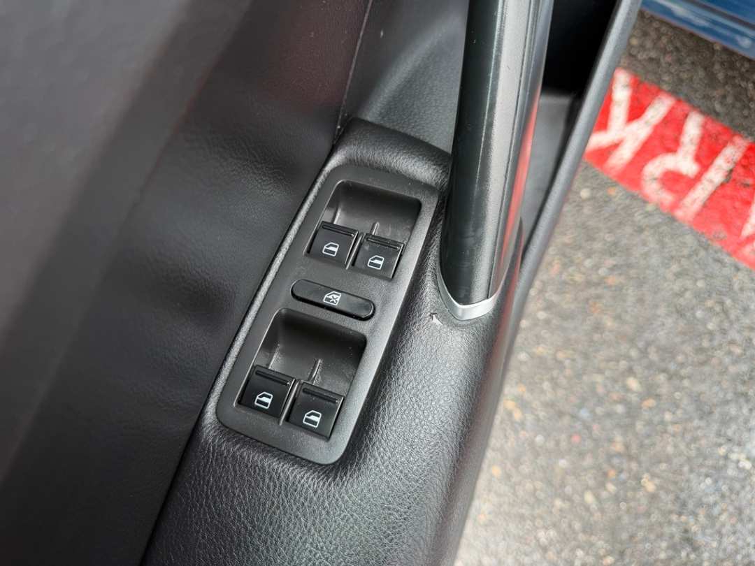 2020 Volkswagen Passat 2.0T RLine - Image 15