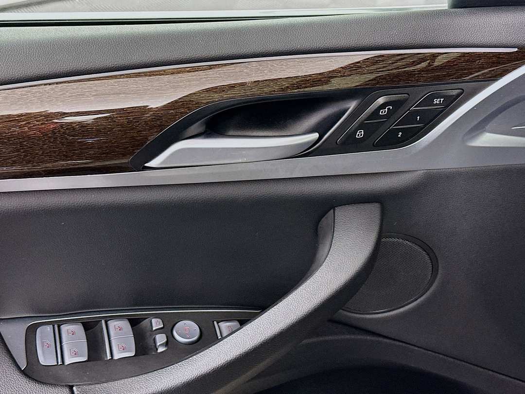 2024 BMW X3 xDrive30i - Image 19