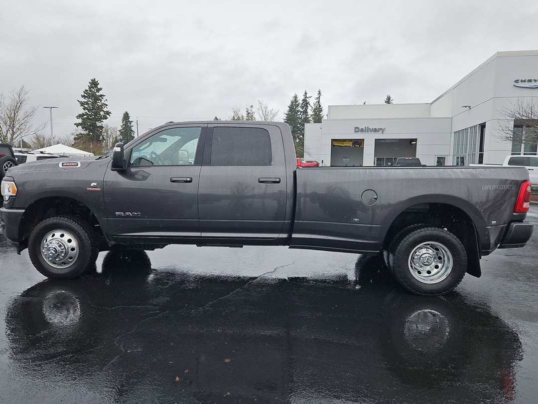 2023 Ram 3500 Big Horn - Image 3