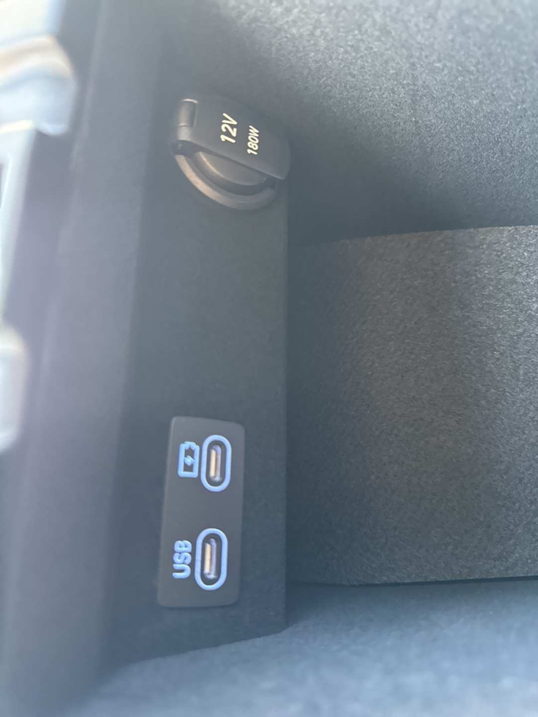 2026 Genesis Gv70 2.5T Select - Image 33