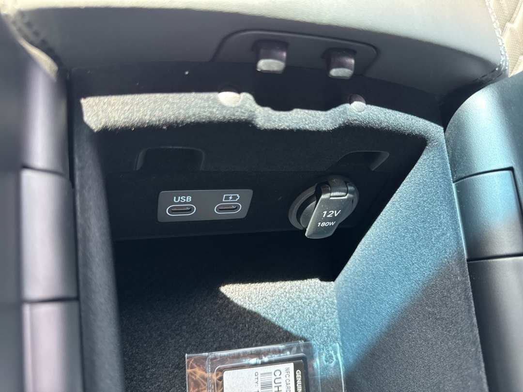 2026 Genesis G80 3.5T - Image 28