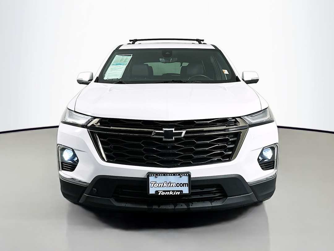 2023 Chevrolet Traverse RS - Image 2