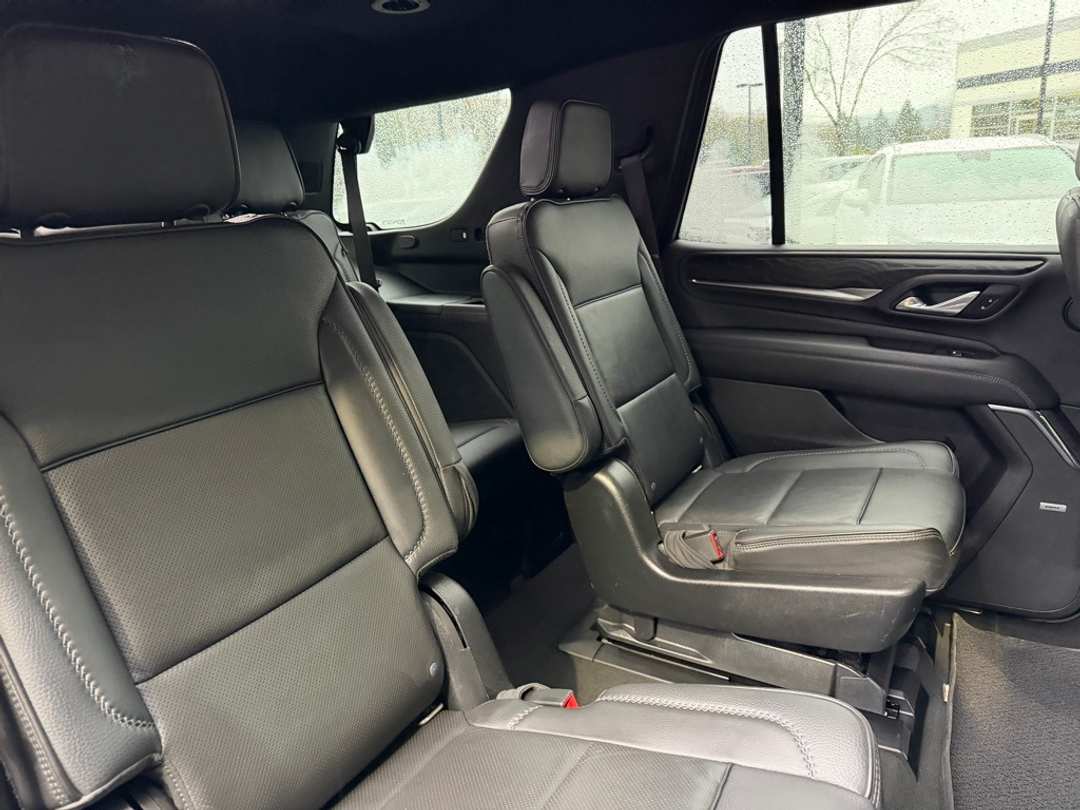 2021 GMC Yukon Denali - Image 18