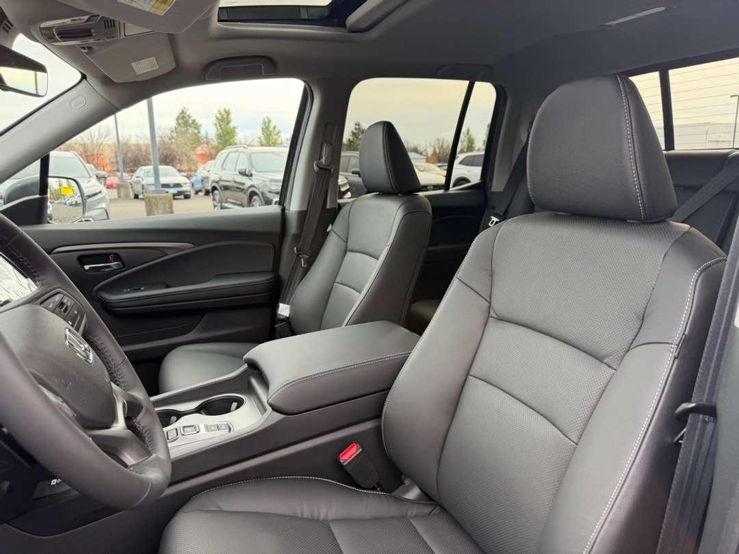 2026 Honda Ridgeline RTL - Image 14