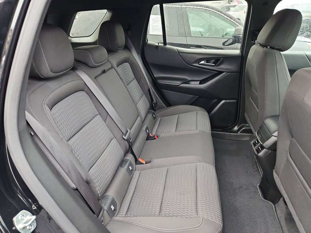 2025 Chevrolet Equinox LT - Image 27