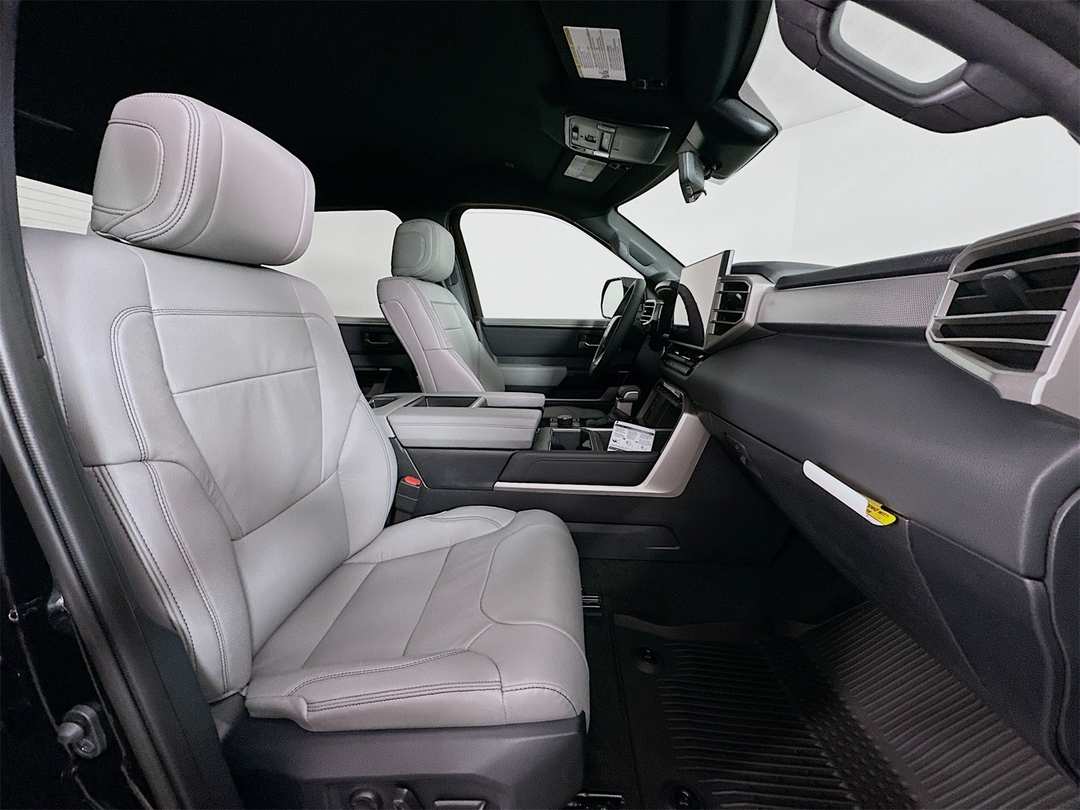 2026 Toyota Tundra Limited - Image 28