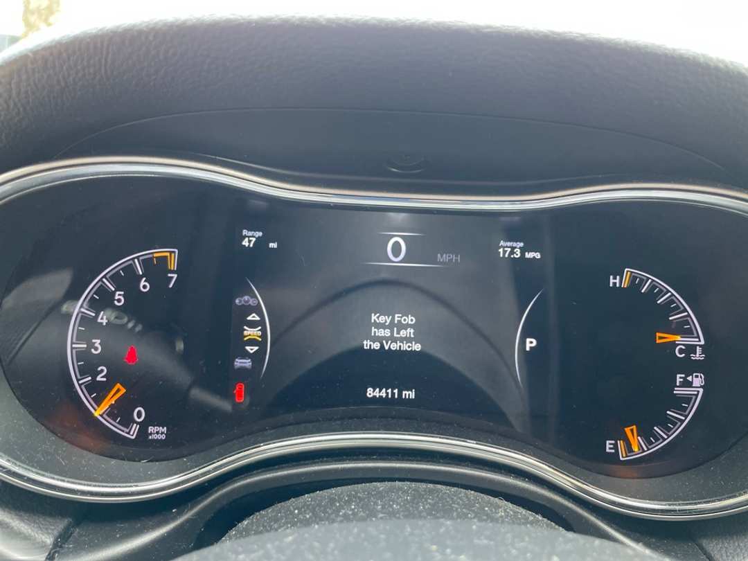 2019 Jeep Grand Cherokee Limited - Image 14