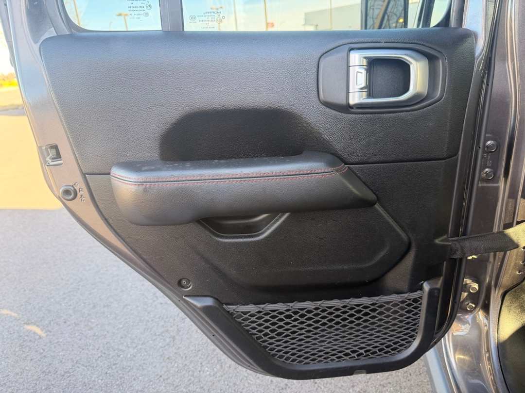 2020 Jeep Gladiator Rubicon - Image 18