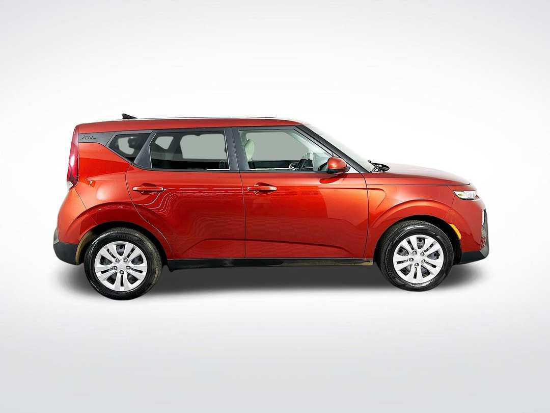 2020 Kia Soul LX - Image 9