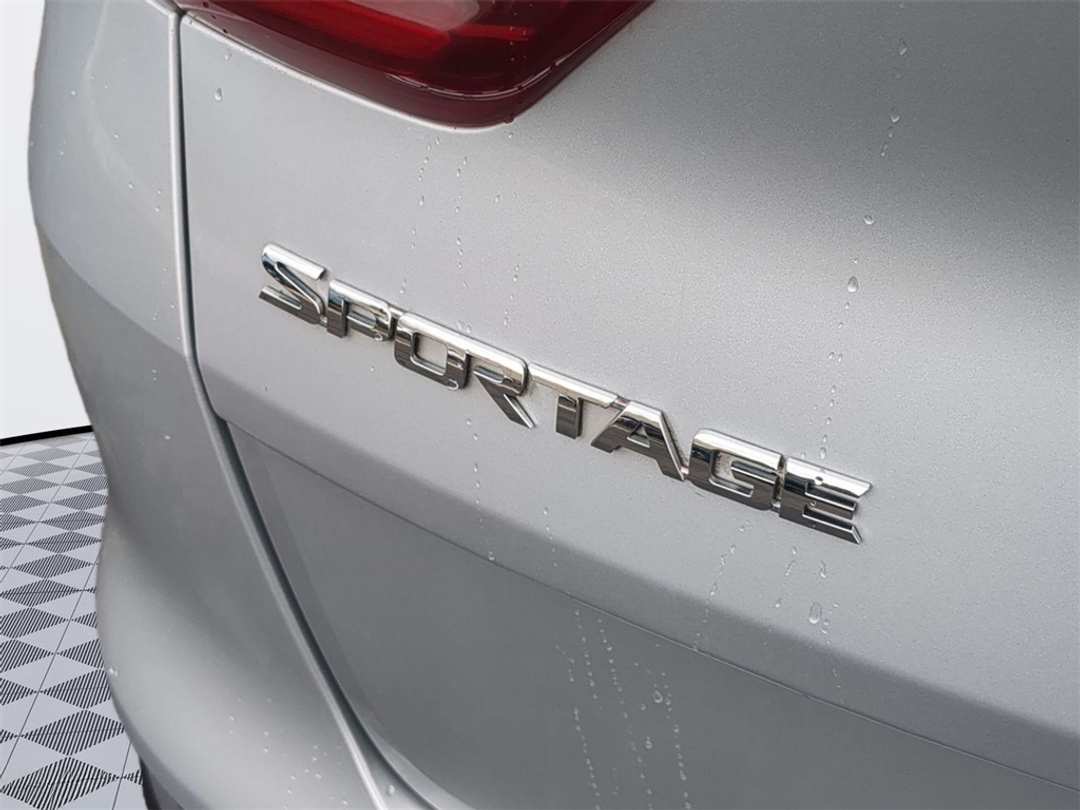 2021 Kia Sportage EX - Image 25