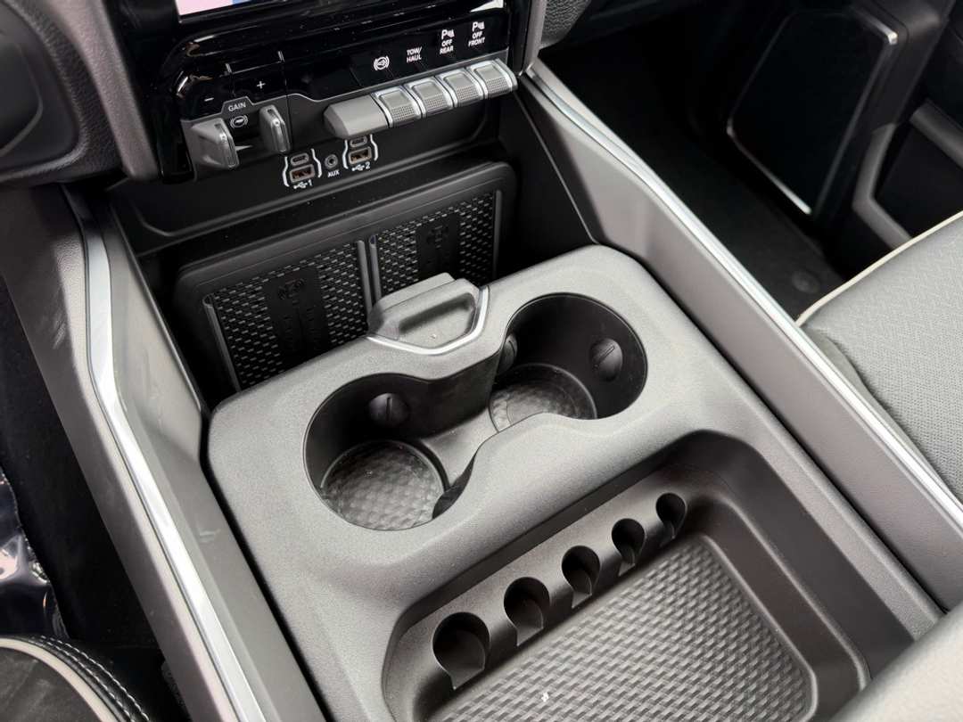 2026 Ram 2500 Laramie - Image 22