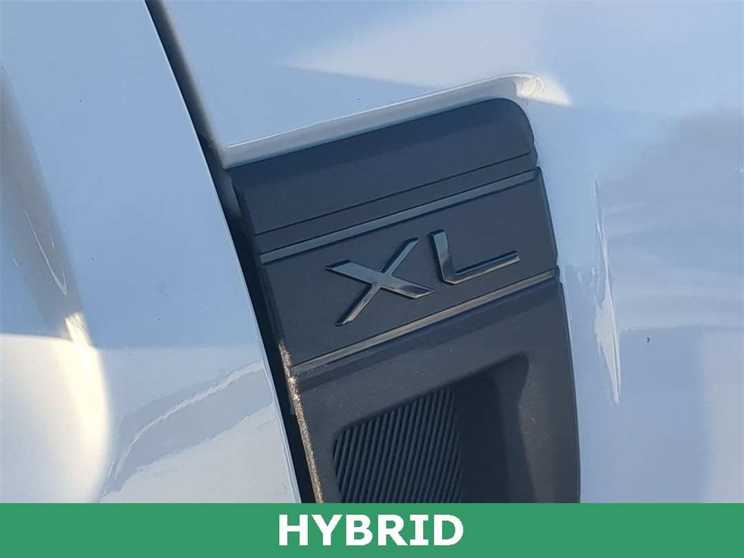 2025 Ford Maverick XL - Image 24