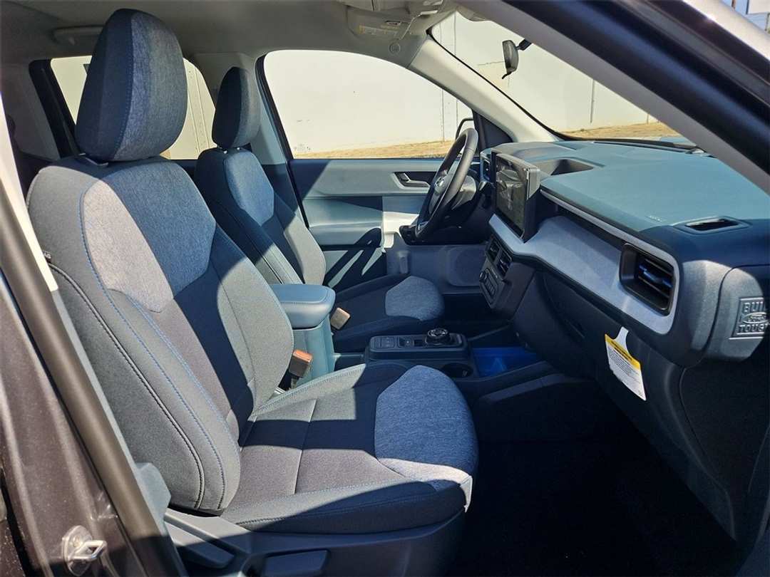 2025 Ford Maverick XLT - Image 32