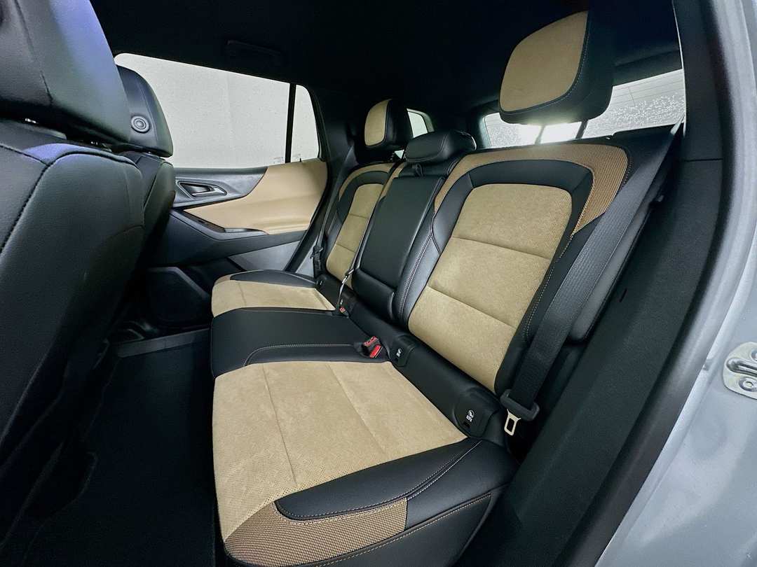 2026 Chevrolet Equinox ACTIV - Image 24