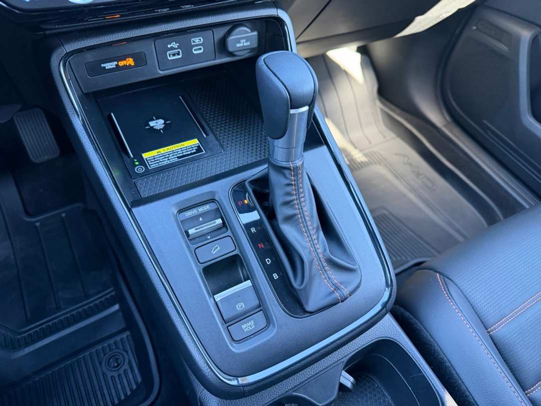 2025 Honda CR-V Sport Touring - Image 26