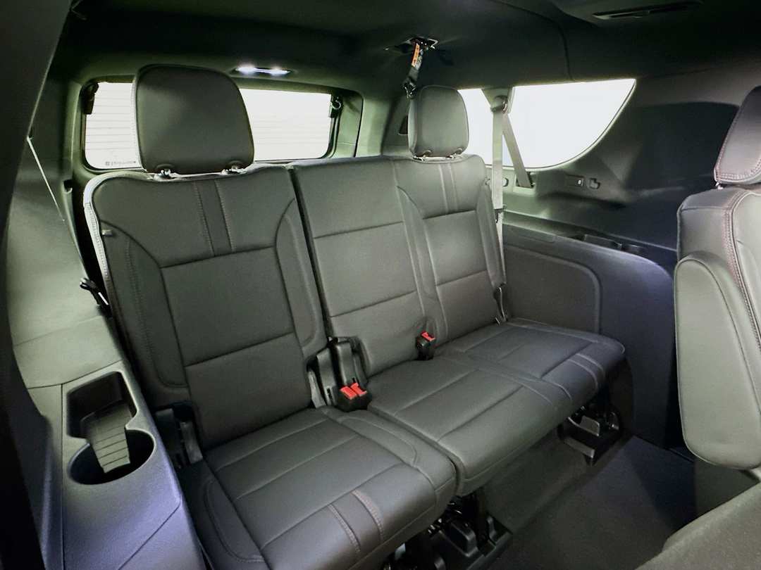 2026 Chevrolet Suburban RST - Image 29