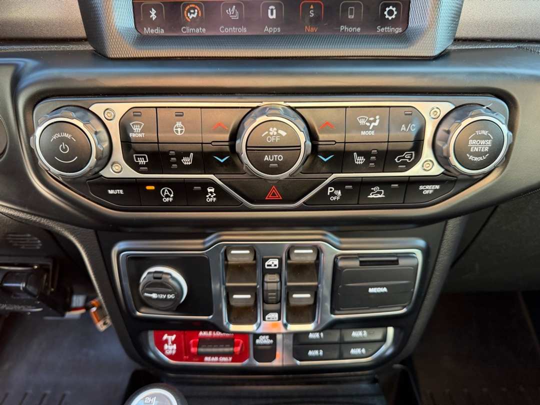 2021 Jeep Gladiator Mojave - Image 22