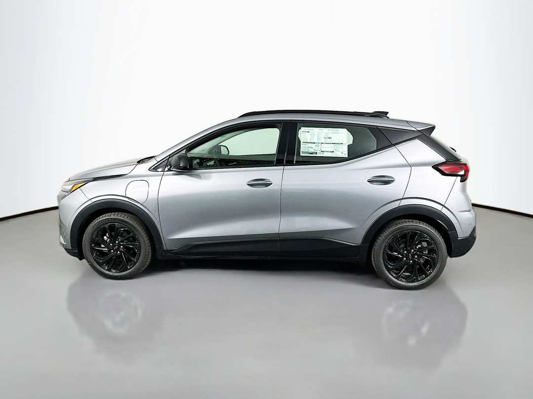 2027 Chevrolet Bolt Ev - Image 4