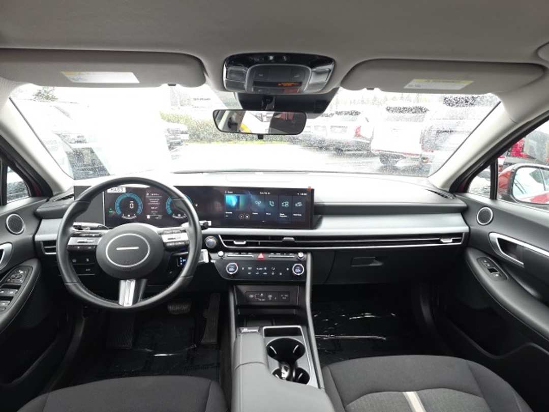 2025 Hyundai Sonata SEL - Image 24