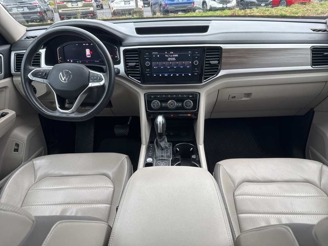2021 Volkswagen Atlas SEL Premium - Image 28