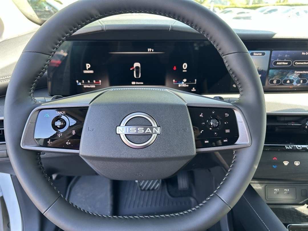 2025 Nissan Murano SV - Image 12