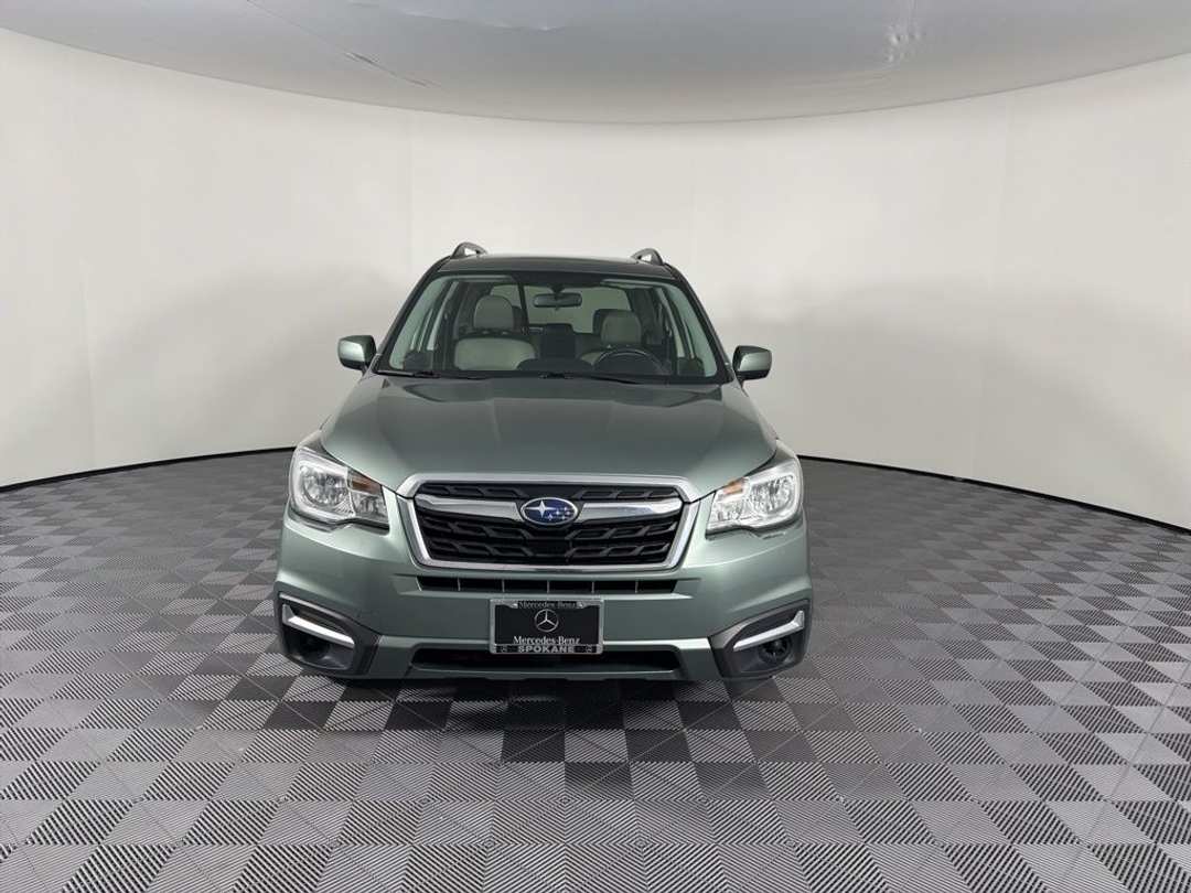2017 Subaru Forester 2.5i Premium - Image 3