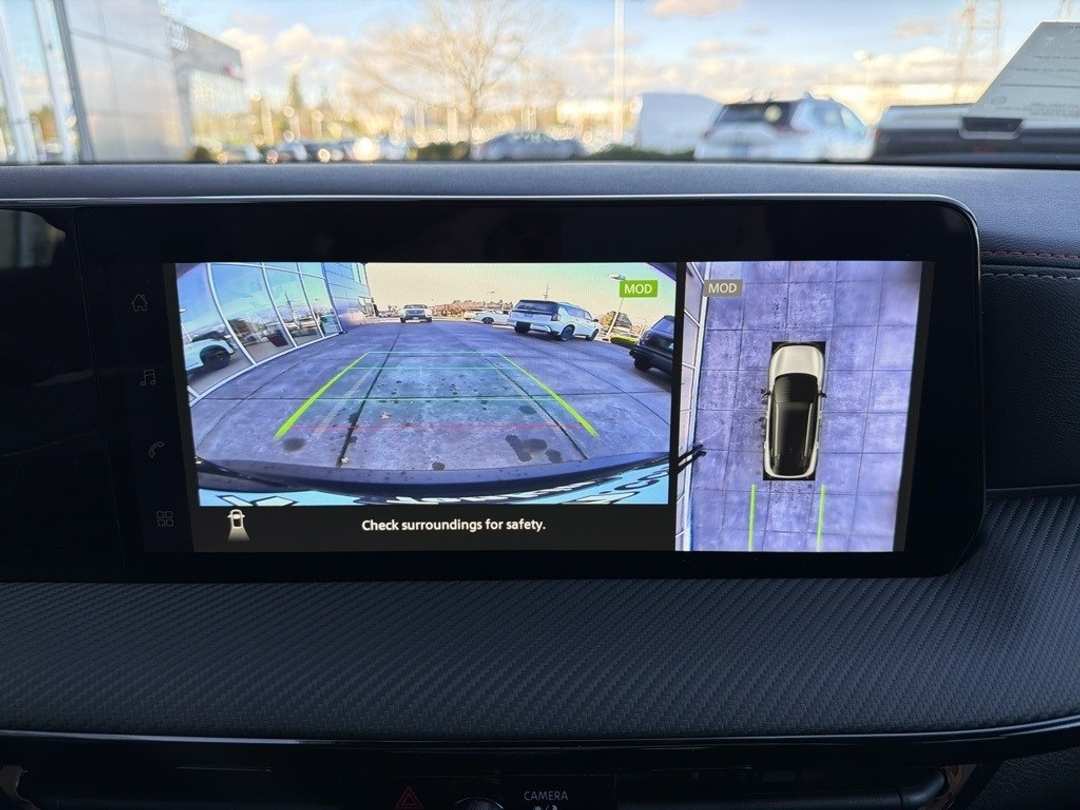 2026 Nissan Kicks SR - Image 26