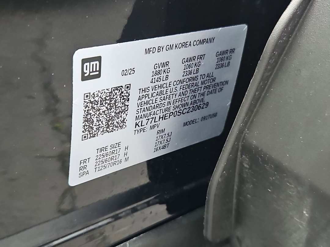 2025 Chevrolet Trax LT - Image 32