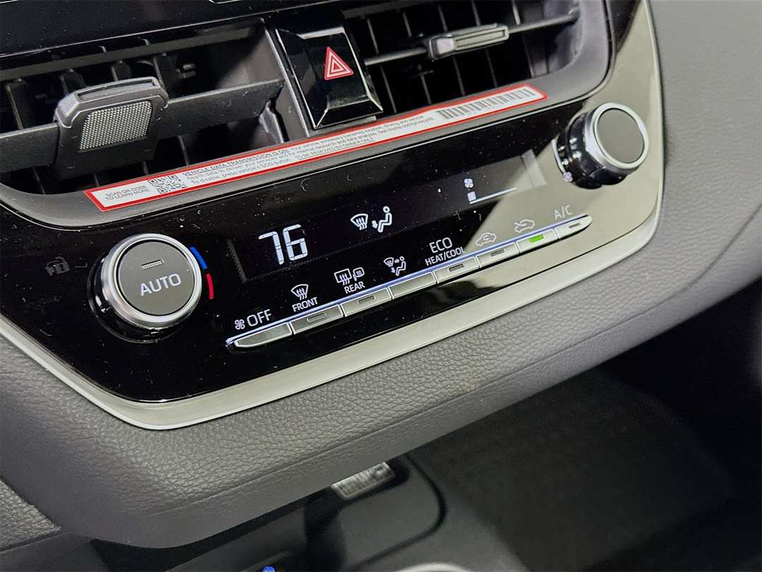 2026 Toyota Corolla SE - Image 16
