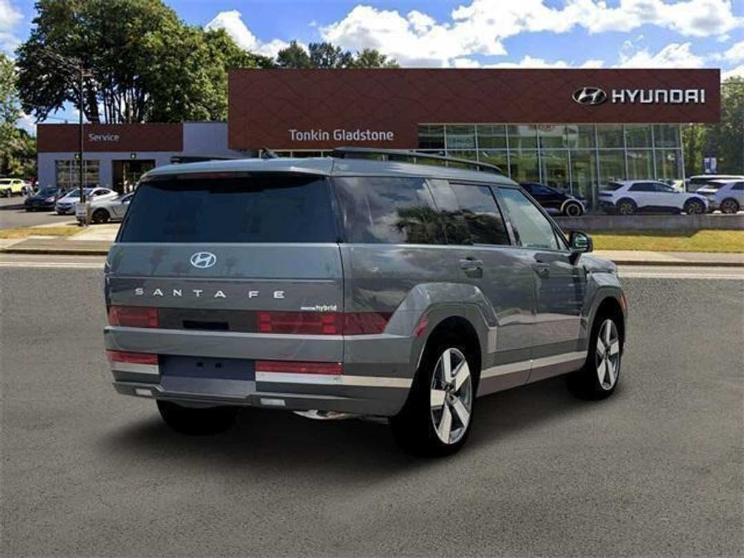 2026 Hyundai Santa Fe Limited - Image 7