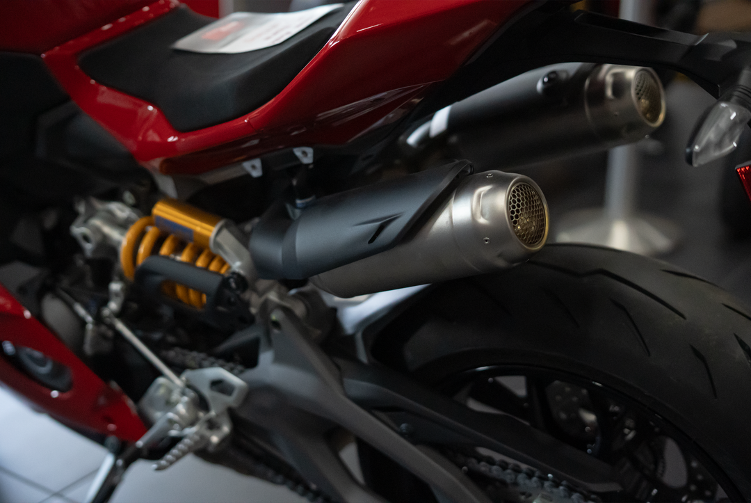 2026 Ducati Panigale V2 S - Image 6