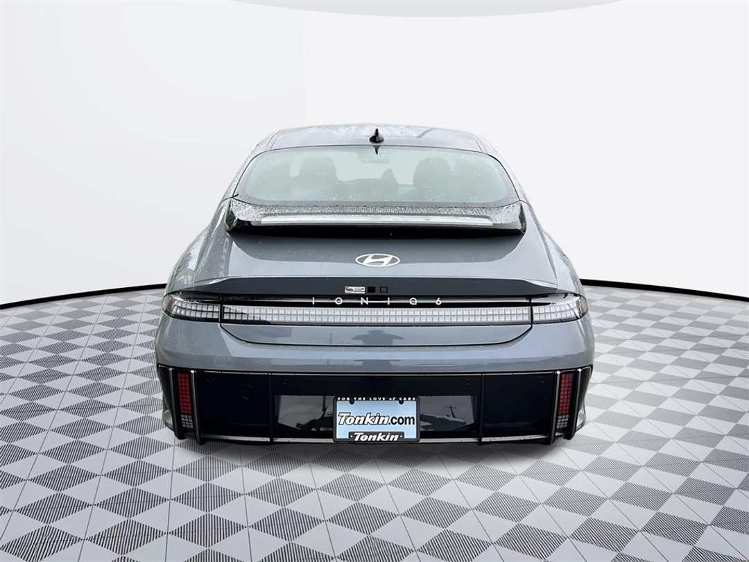 2025 Hyundai Ioniq 6 SE - Image 5
