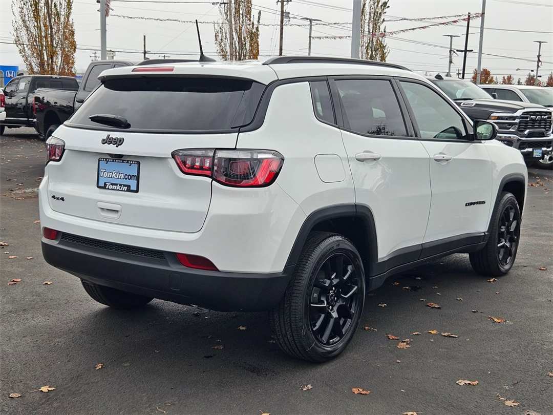 2026 Jeep Compass Latitude - Image 6