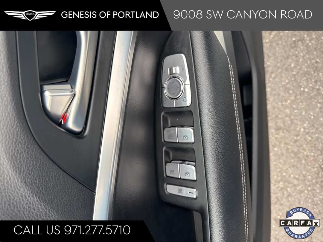 2023 Genesis G70 2.0T - Image 14