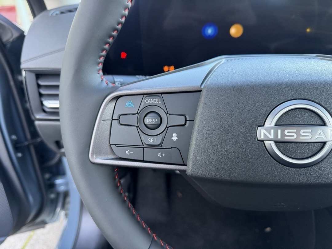 2026 Nissan Sentra SR - Image 17