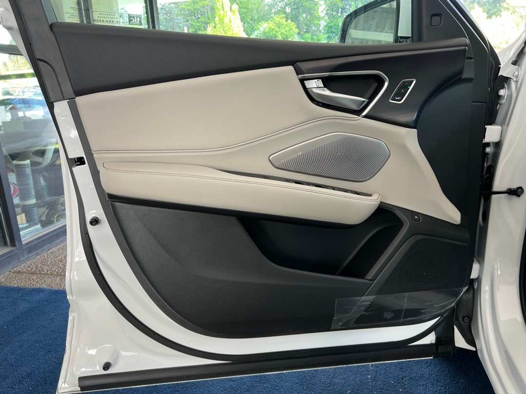 2026 Acura RDX Advance Package - Image 9