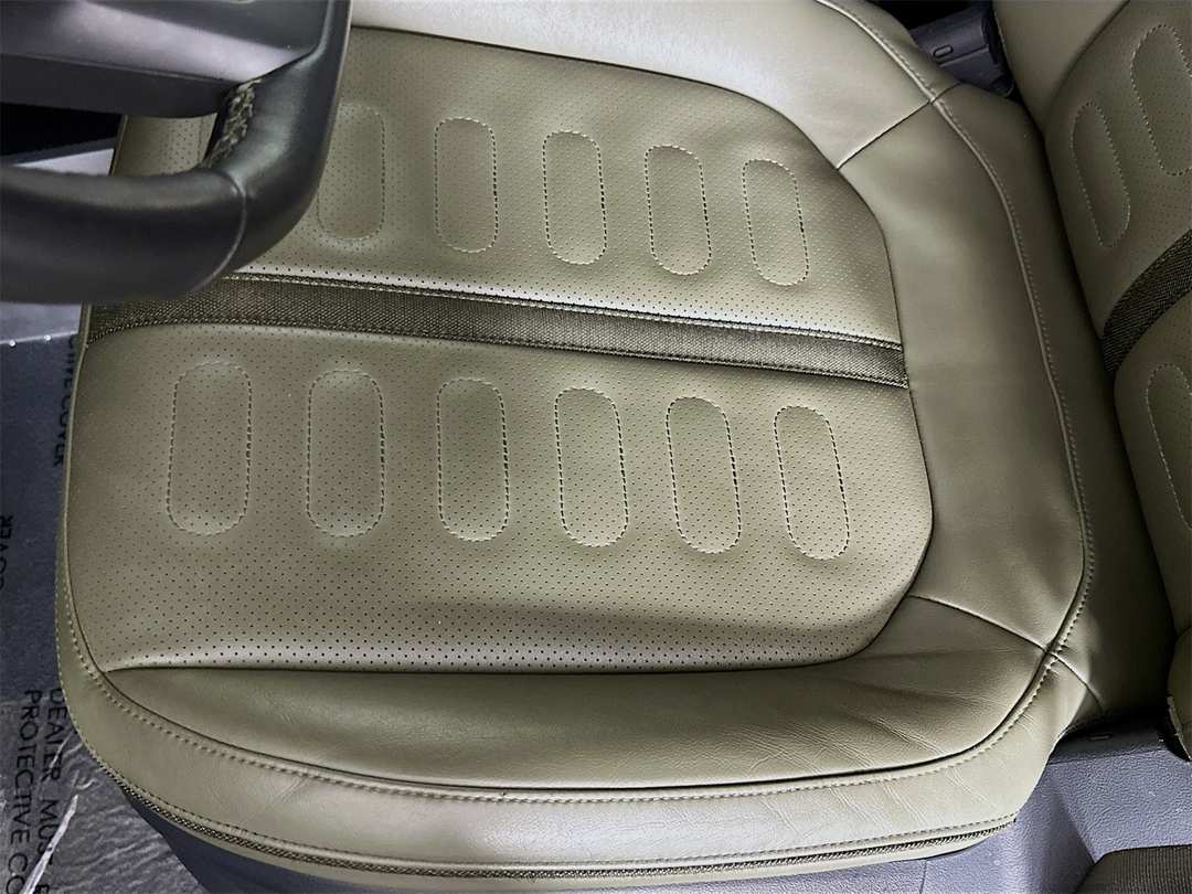 2022 Rivian R1T Launch Edition - Image 18