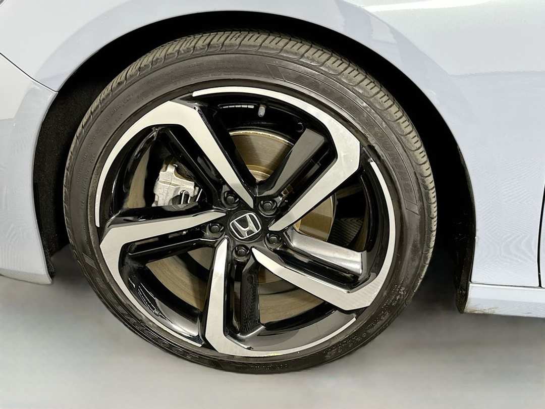 2022 Honda Accord Sport - Image 29