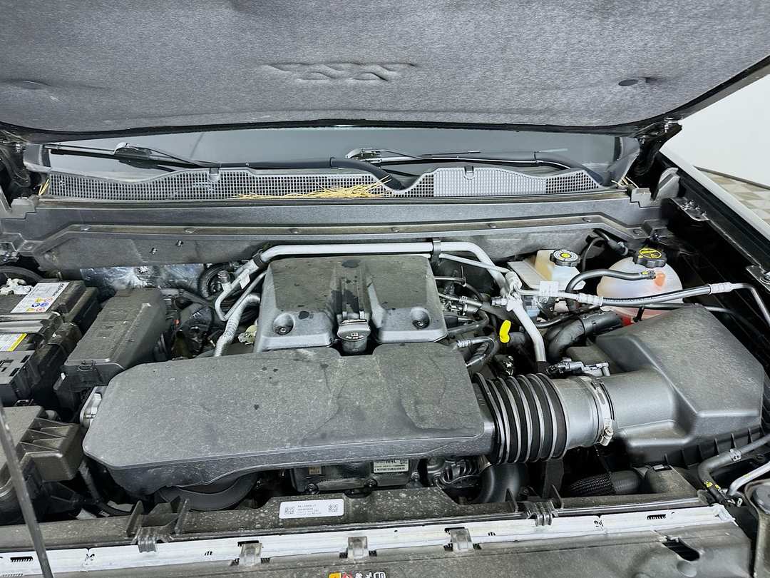 2025 Chevrolet Colorado LT - Image 31