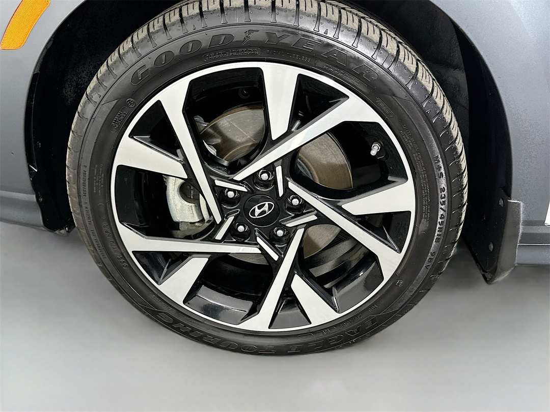 2023 Hyundai Kona Limited - Image 31