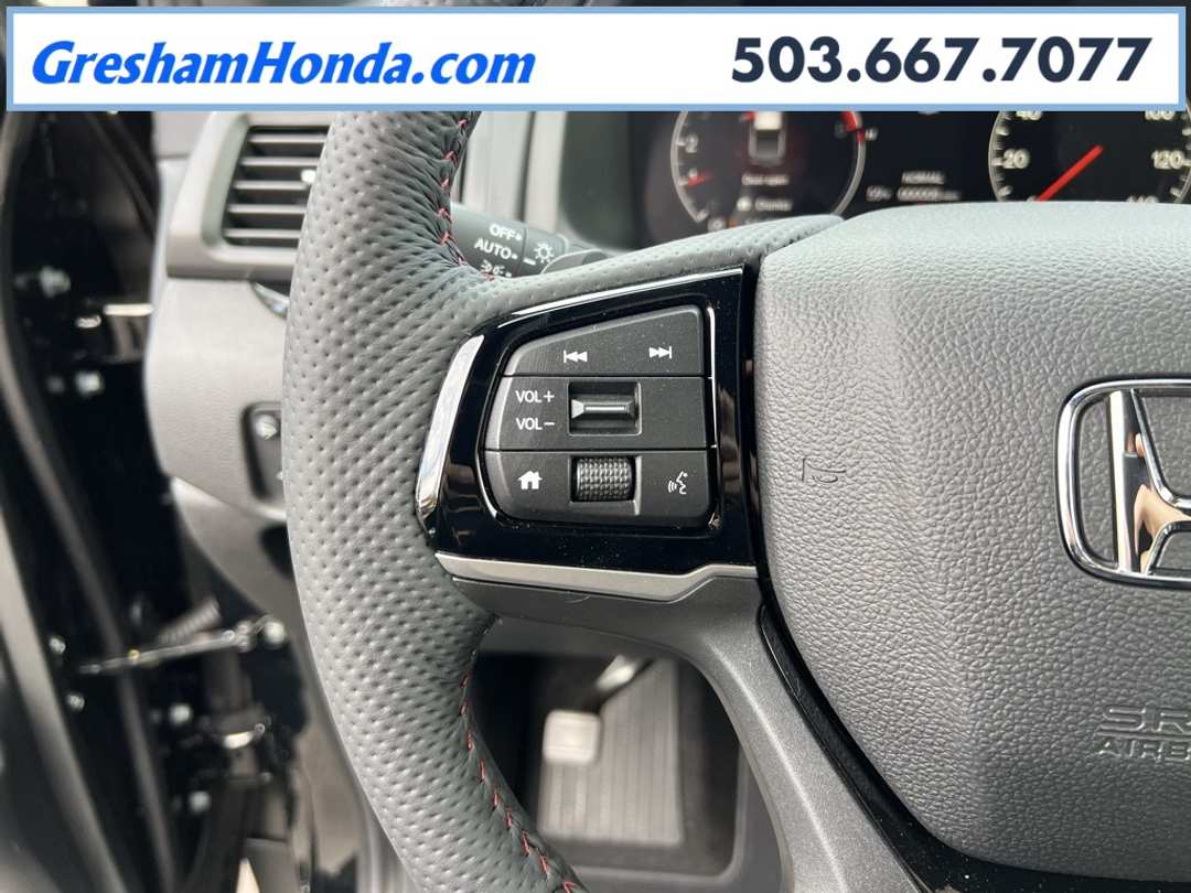 2026 Honda Ridgeline Black Edition - Image 16
