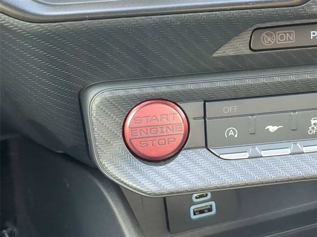 2026 Ford Mustang EcoBoost - Image 16