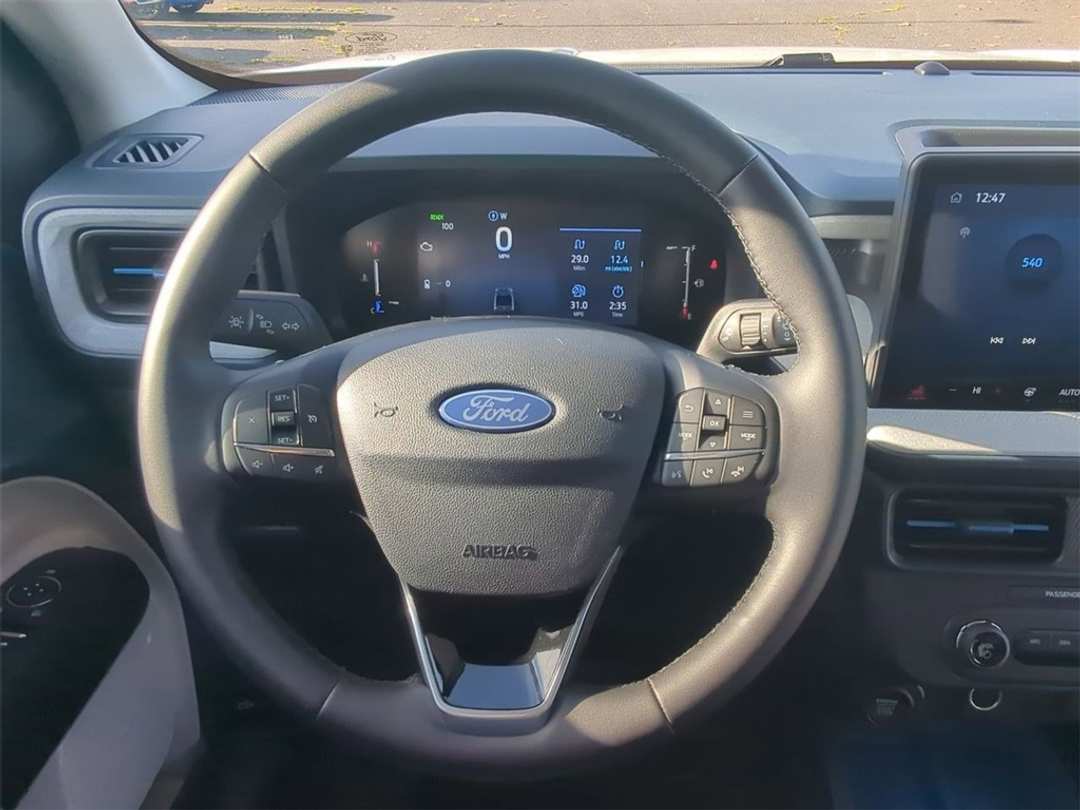 2025 Ford Maverick XLT - Image 14