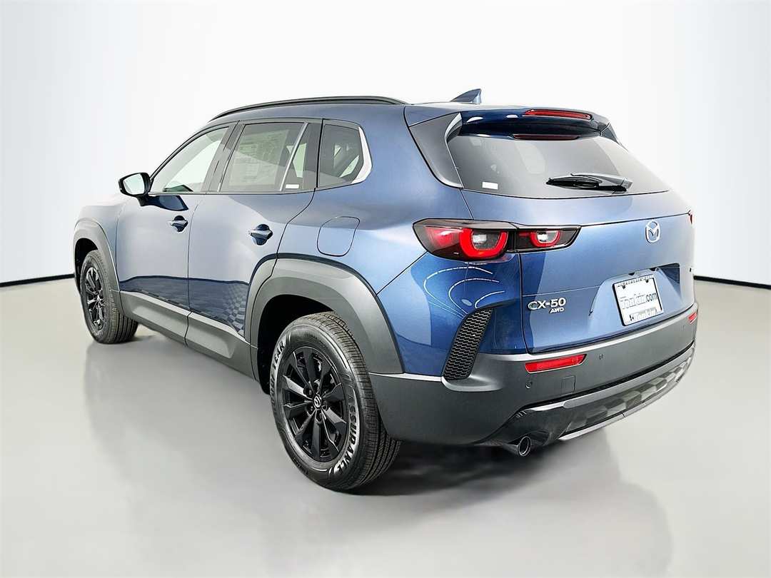 2026 MAZDA Cx-50 Premium - Image 5