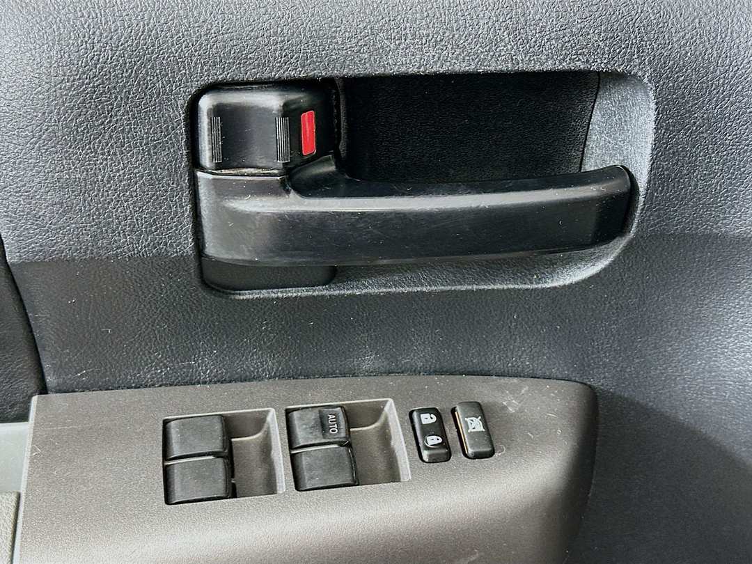 2012 Toyota Tundra Grade - Image 18