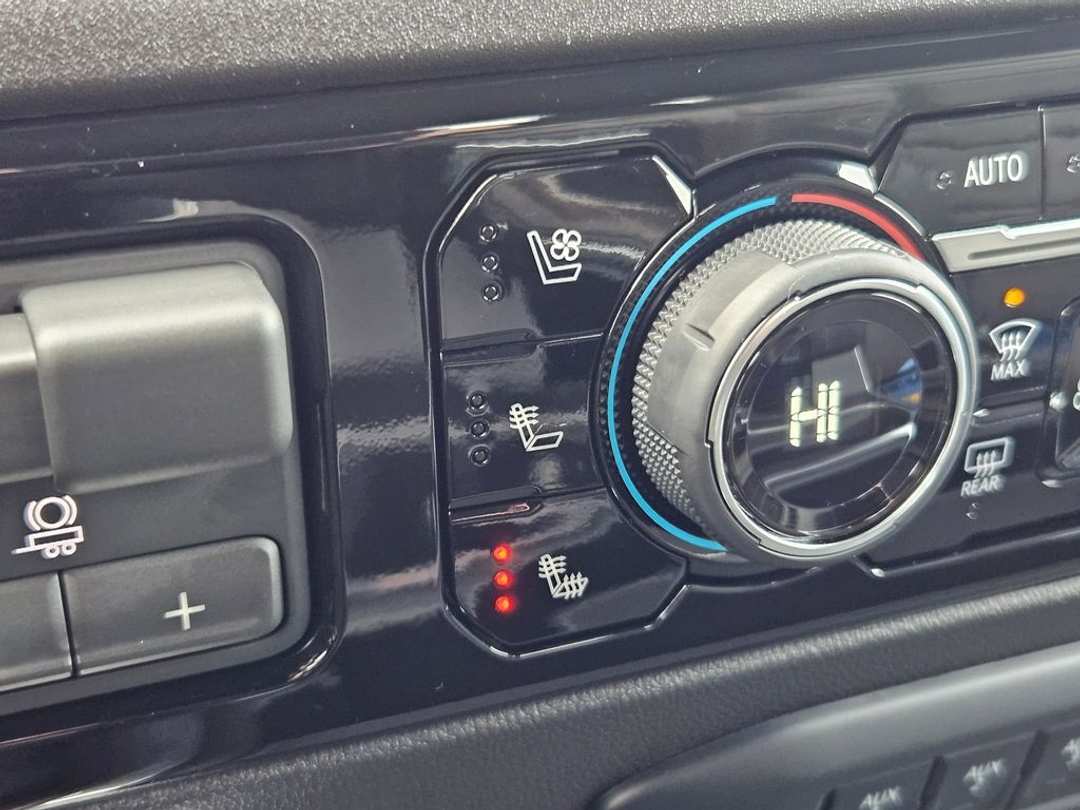 2026 Chevrolet Silverado 3500Hd High Country - Image 26