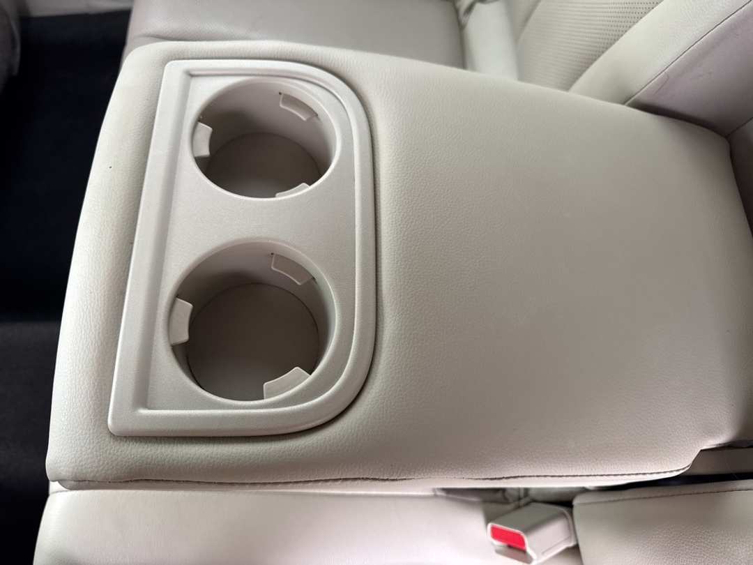 2014 Subaru Outback 3.6R - Image 37